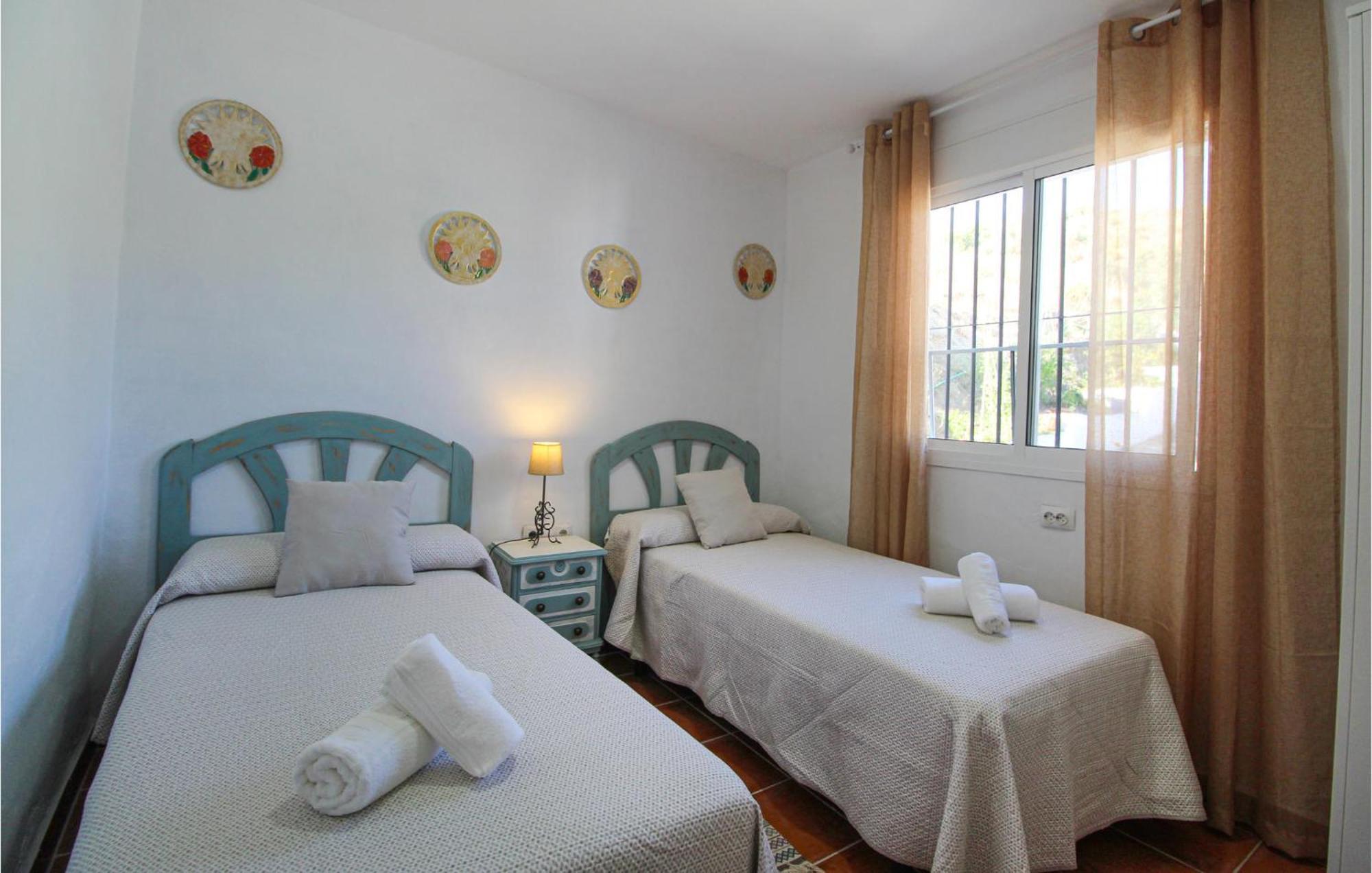 4 Bedroom Gorgeous Home In Sedella 外观 照片